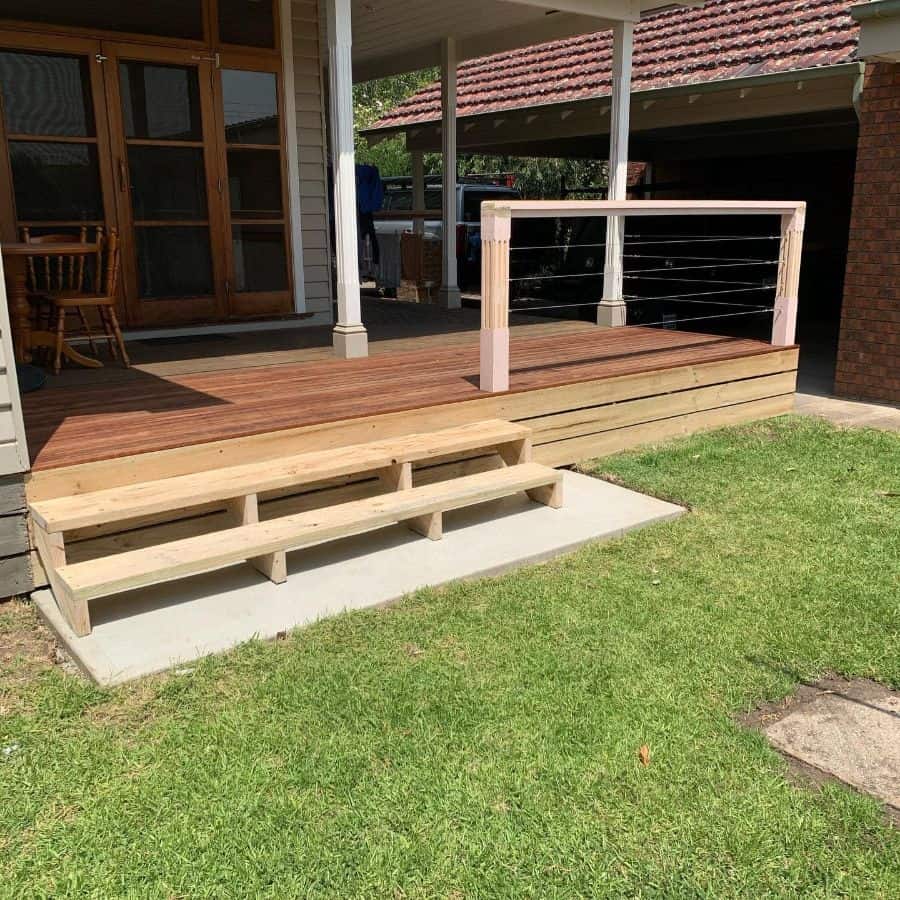 wood deck cable railing 