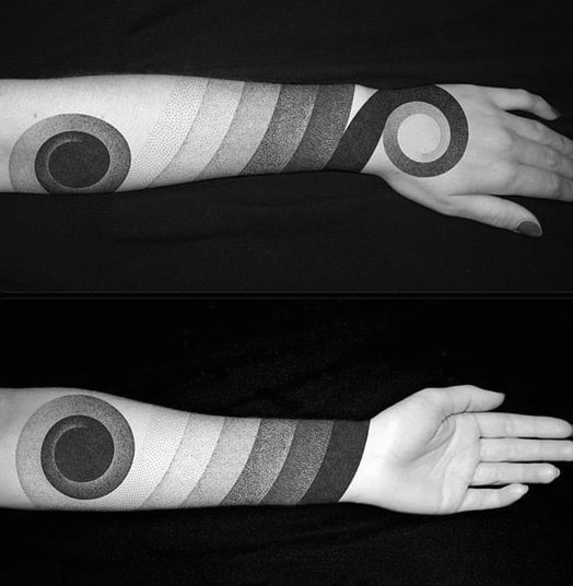 Circle Gradiant Male Blackwork Tattoo Sleeve