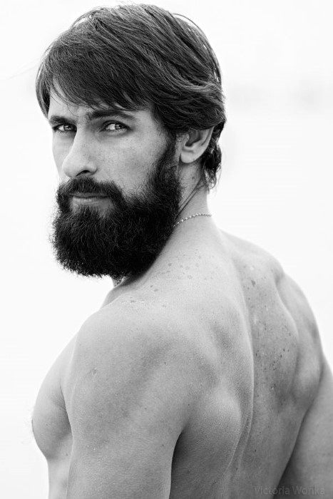 Classic Mens Hairstyles Straight Hair With Beard