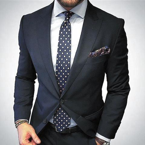 Classy Male Navy Blue Suit Styles