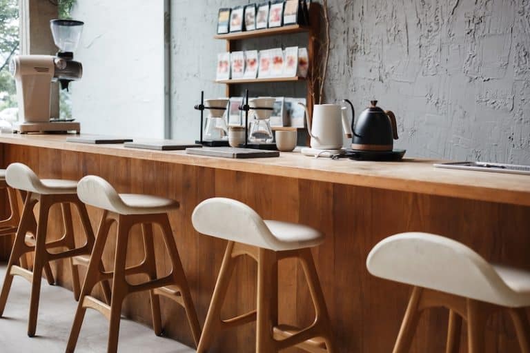 wood coffee bar white seats