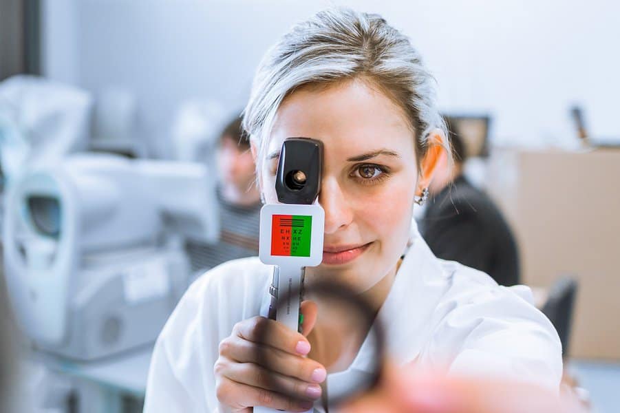 color-blind-people-see-image-6