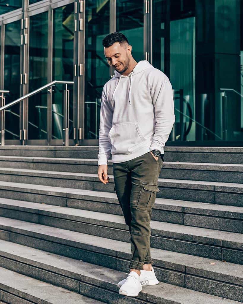 Comfy Green Pants Outfit