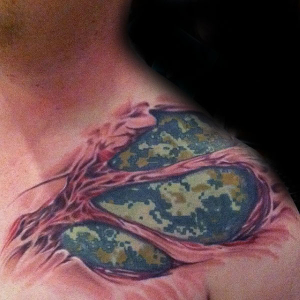 Cool 3d Digital Camouflage Mens Ripped Skin Shoulder Tattoo