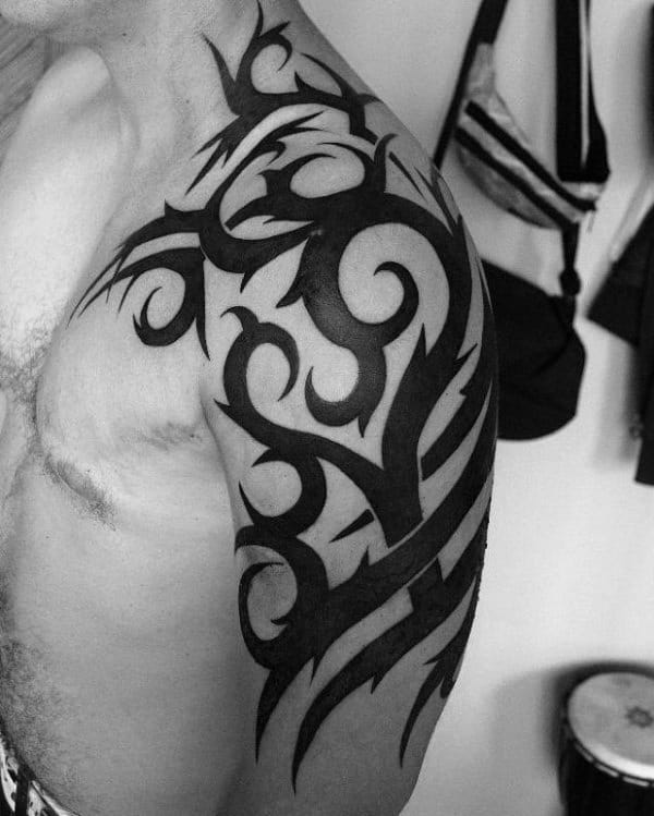 Cool Male Tribal Tattoo Inspiration Ideas On Shoulder Of Body