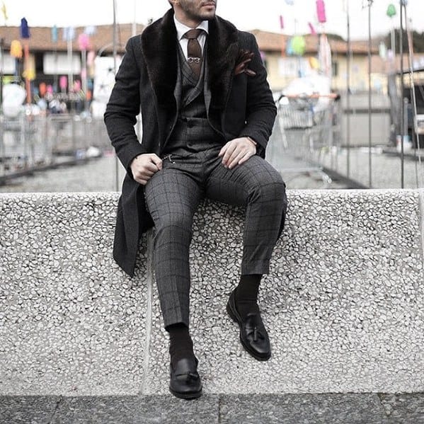 Cool Mens Charcoal Grey Suit Black Shoes Style Ideas For Fall And Winter Season