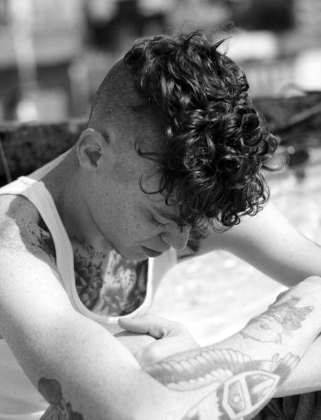 Cool Mens Curly Undercut Hairstyle Ideas