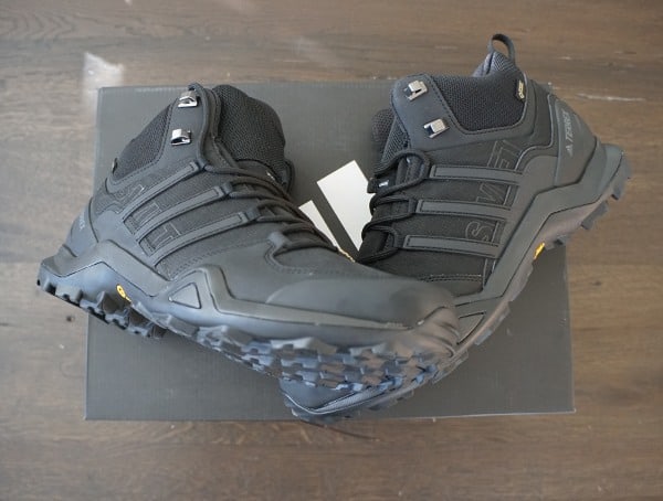 Core Black Adidas Terrex Swift R2 Mid Gtx Shoes For Men