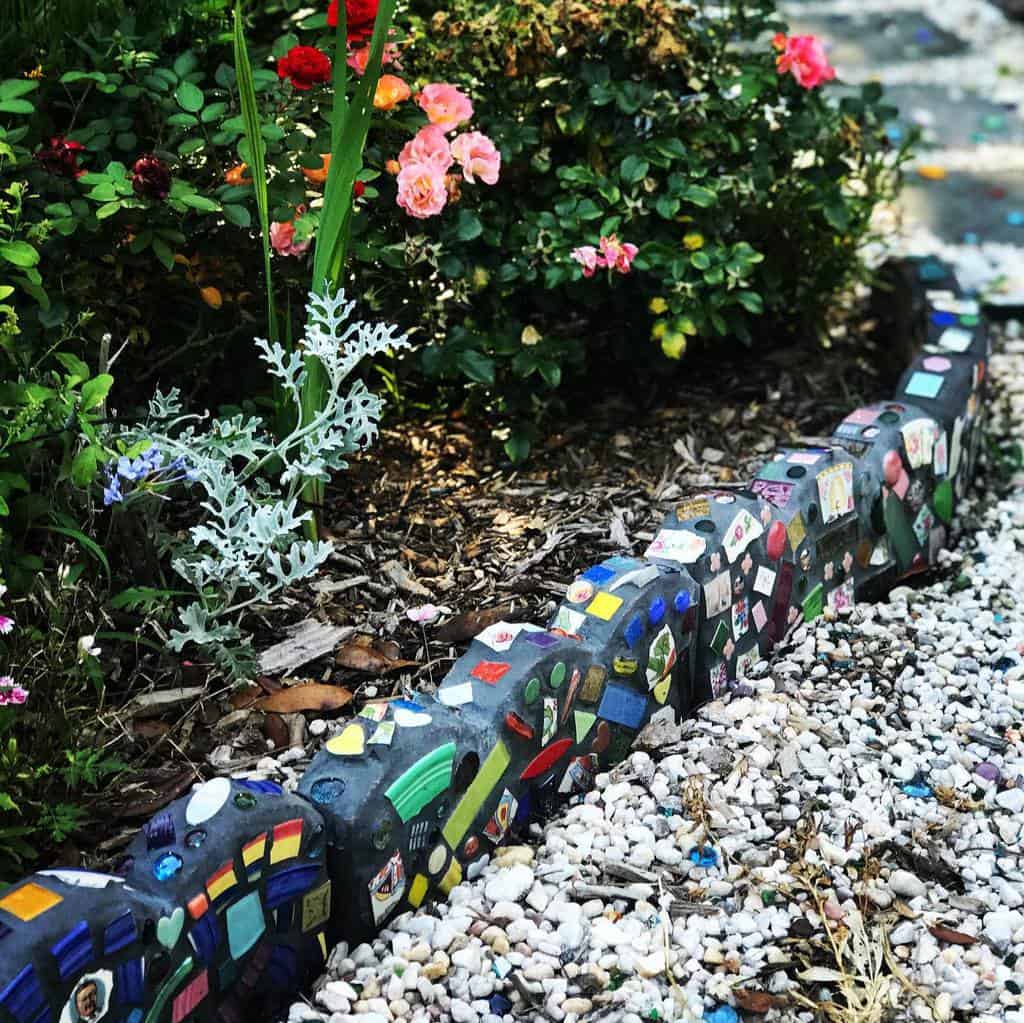 creative garden edging backyard