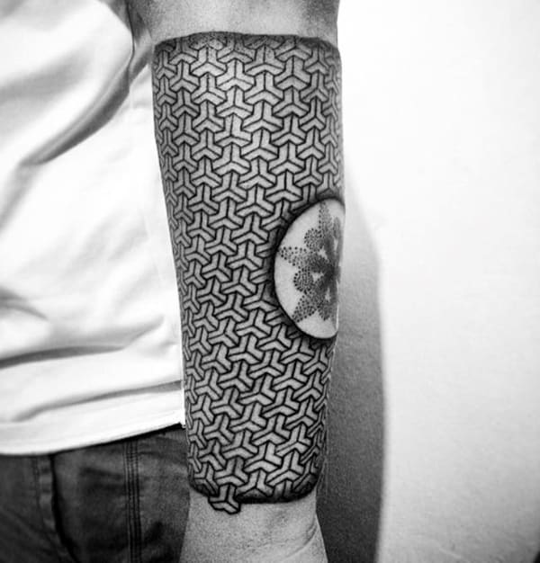 Creative Tattoo Of Geometrical Pattern On Males Forearms