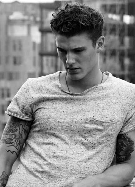 Curly Modern Hair Cuts For Men