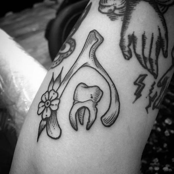 Detailed Arm Male Cool Wishbone Tattoo Ideas