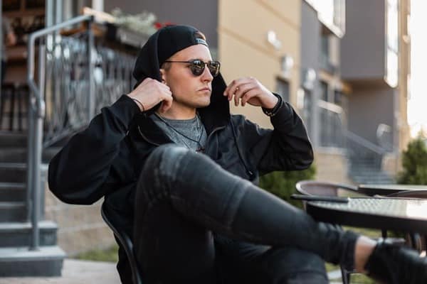 don't hook up with someone else to letting go of someone you love