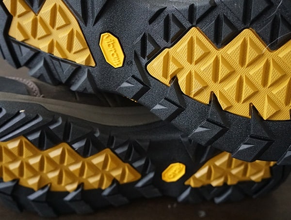 Durable Rubber Vibram Outsole Teva Arrowood Riva Shoes For Men