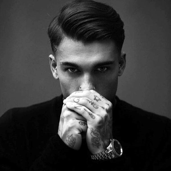 Elegant Mens Old School Hairstyle