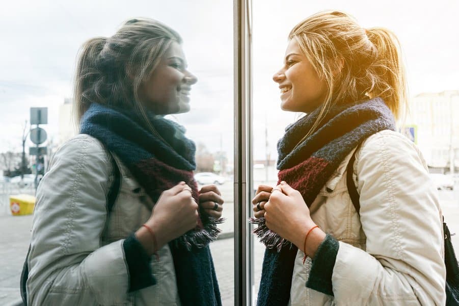 embarrassing-things-to-do-in-public-image-16