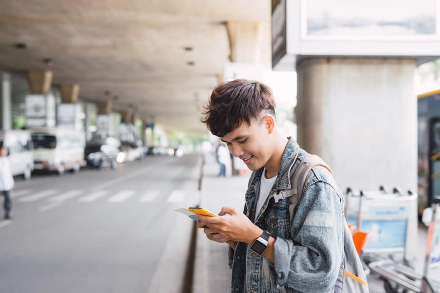 embarrassing-things-to-do-in-public-image-21