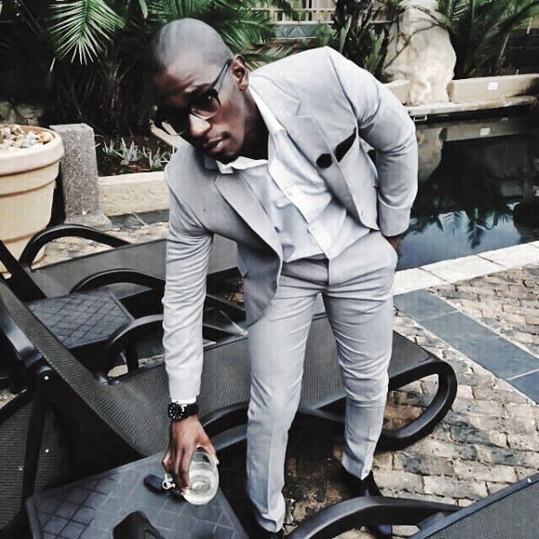 Fashioanble Guys Grey Suit Style Ideas With No Tie