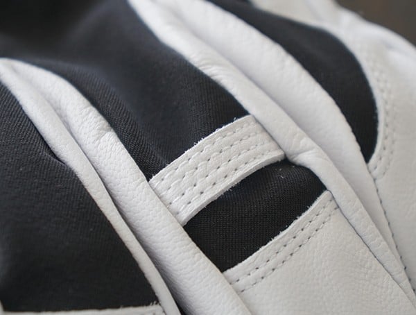 Finger Stich Detail Hestra Army Leather Heli Ski Gtx Gore Grip Glove