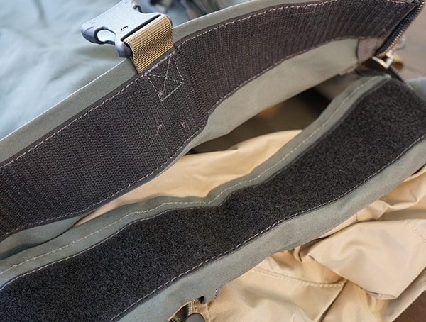 Fjallraven Kajka Backpack Velcro Main Compartment Entry Open