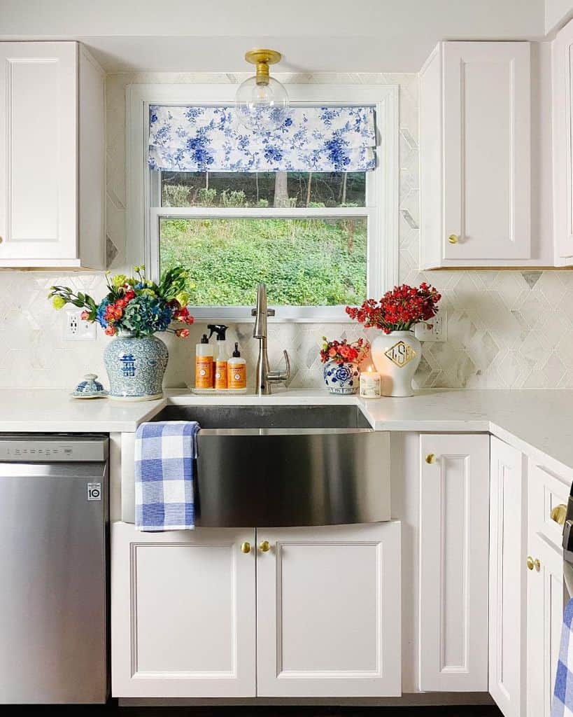 floral kitchen curtain ideas lauraerinhome