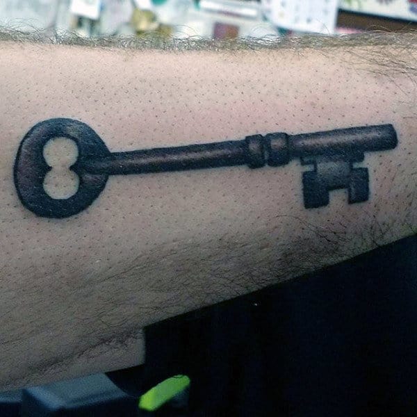Forerm Man With Vintage Key Tattoos