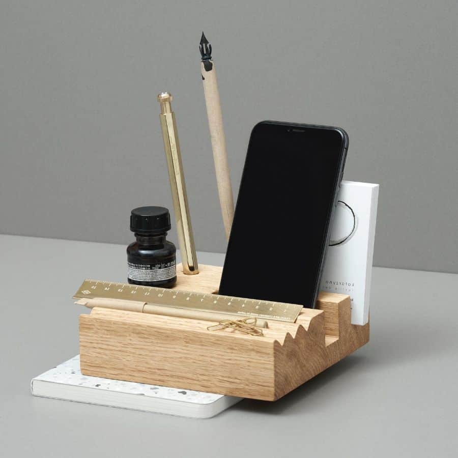 phone and pencil holder 