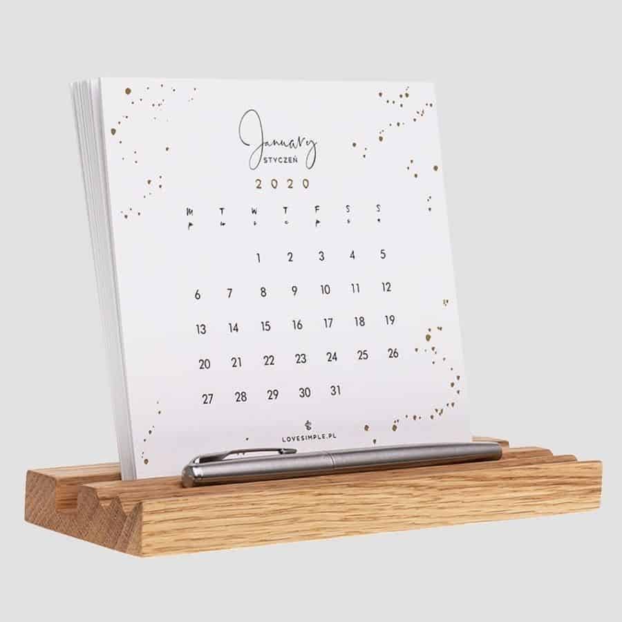 functional calendar decor cubicle 