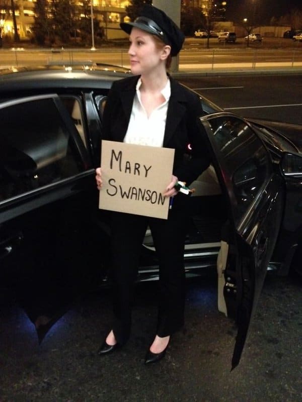 funny-airport-signs-25