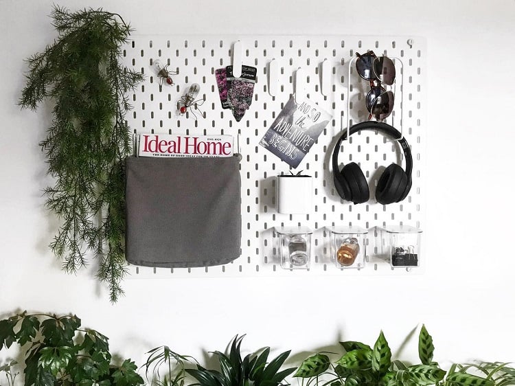 gallery walls entry room pegboard