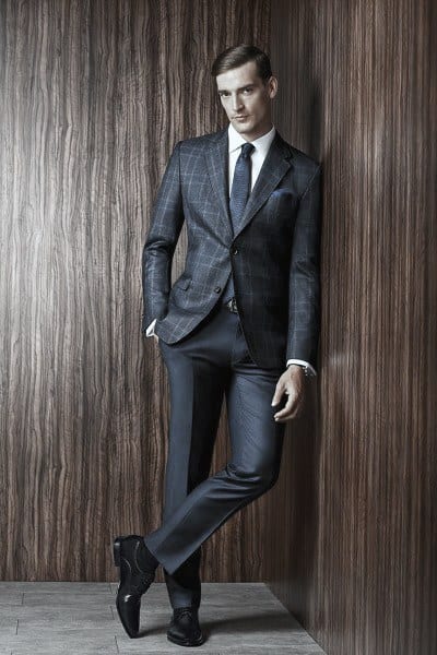Gentlemens Navy Blue Suit Style Ideas With Black Dress Shoes