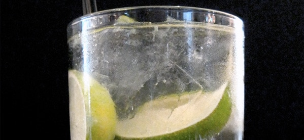 Gin Ricky Cocktail Drinks