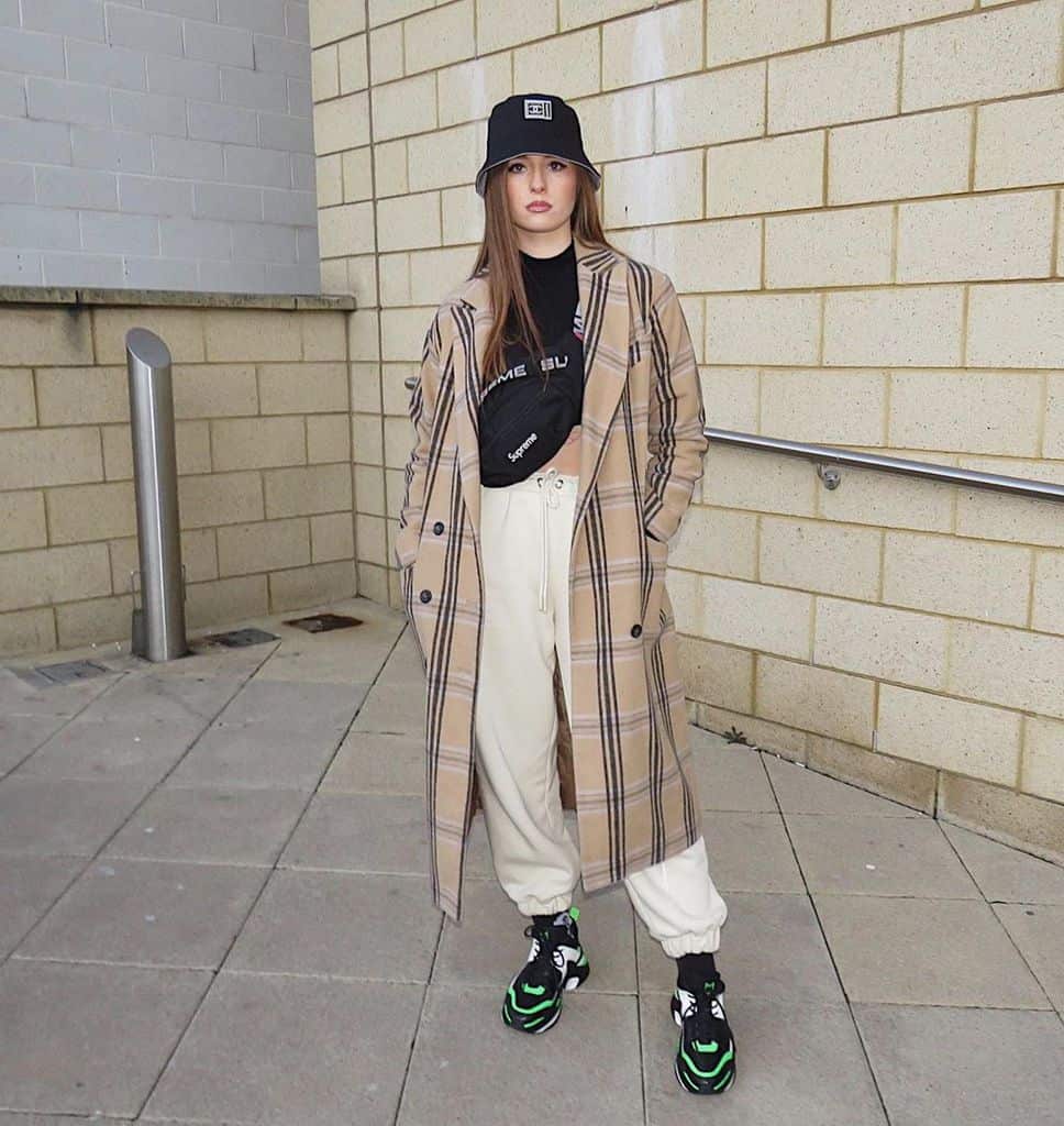 Girls On Kick Street Wear Fashion