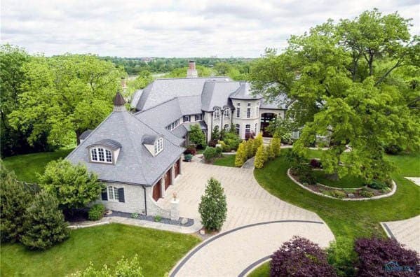 Good Ideas For Driveway Landscaping