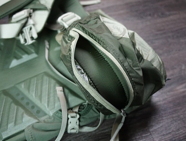 Granite Gear Crown2 60 Pack Hipbelt Pocket Open