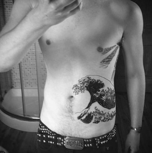 Great Wave Off Kangawa Mens Japanese Rib Cage Side And Stomach Tattoo