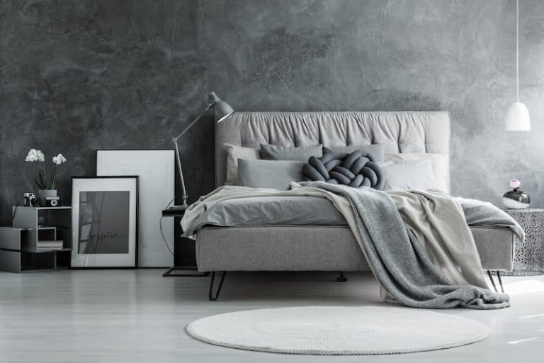 grey bedroom