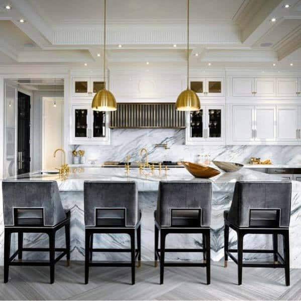 white-washed lvt wood tiles