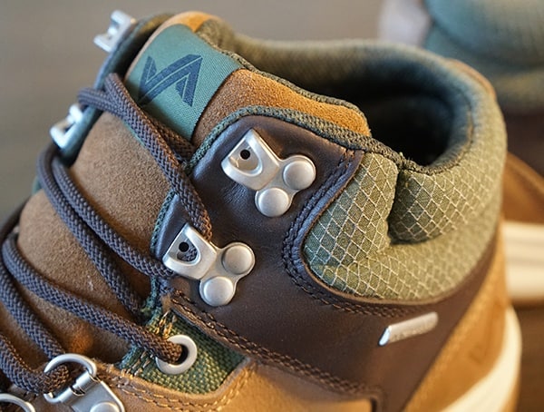 Gusseted Tounge Forsake Trail Boots For Men