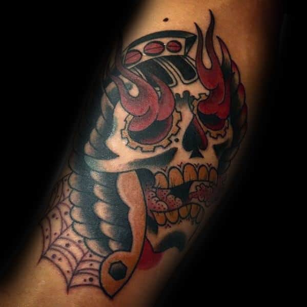 Guy With Old School Traditional Wing Flaming Skull Tattoo Design