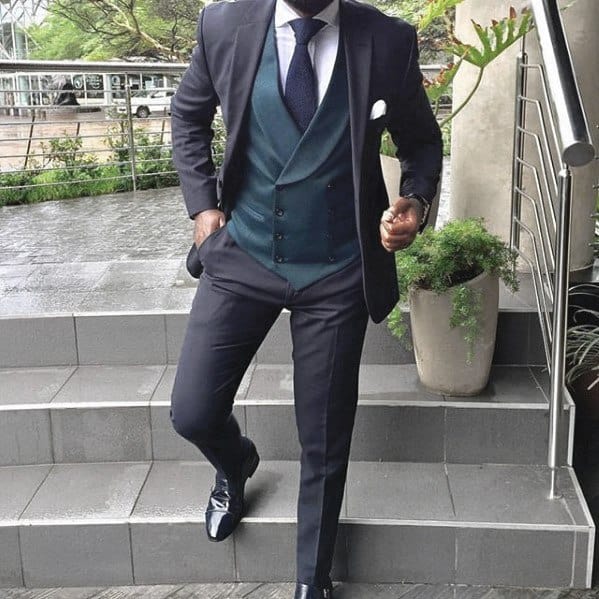 Guy With Sharp Looking Navy Blue Suit Black Shoes Outfit