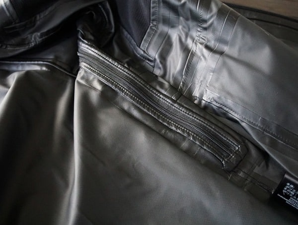 Guys Chrome Industries Storm Seeker Shell Ms Jackets