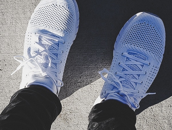 Guys Under Armour Sonic Hover Connected Running Shoes Review