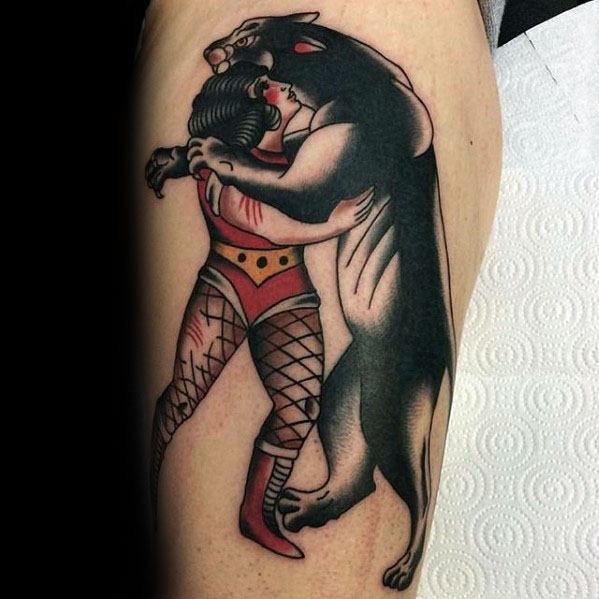 Guys Vintage Tattoo On Leg
