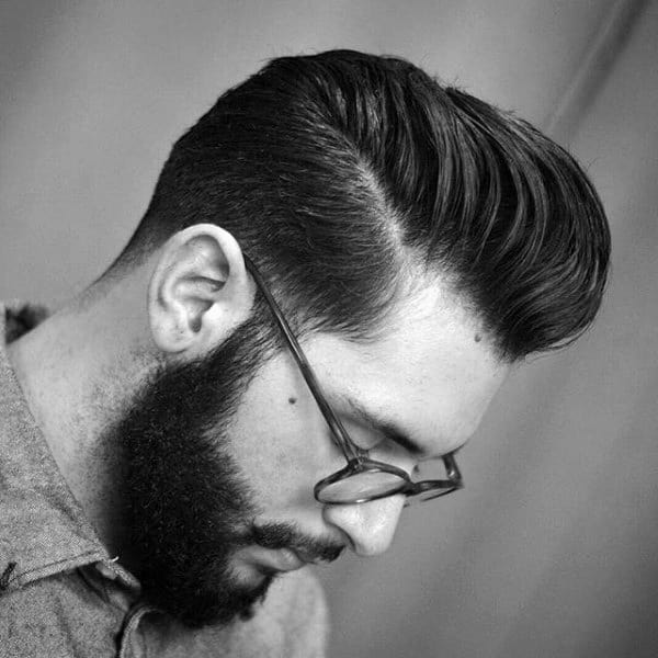 Haircut Pompadour For Males