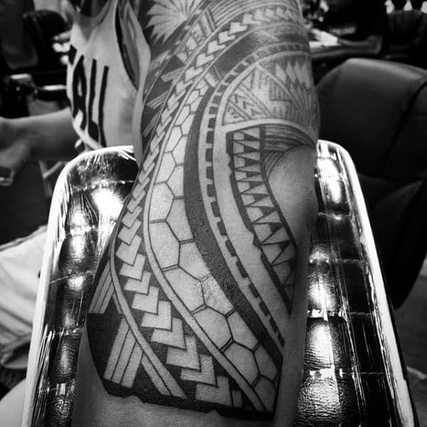 Hawaiian Traditional Tattoo For Guys