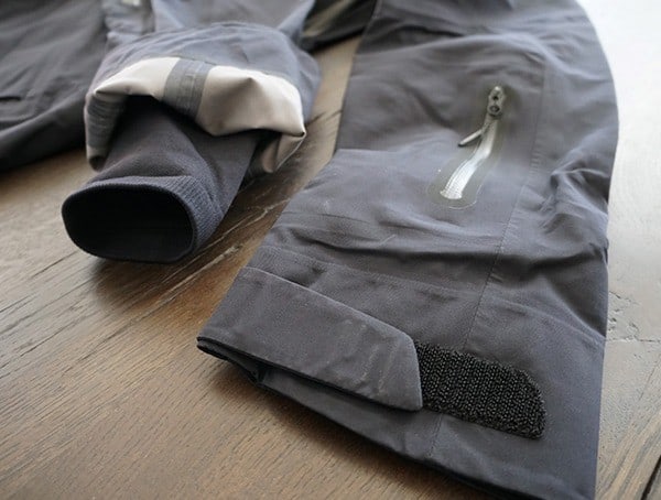 Holden M 51 3 Layer Fishtail Mens Shell Ski Jacket Wrist Cuffs