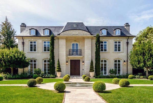 statement water fountain feature