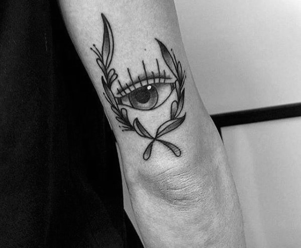 Incredible Laurel Wreath Tattoos For Men Tricep