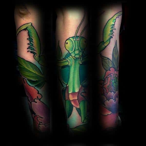 Incredible Praying Mantis Tattoos For Men
